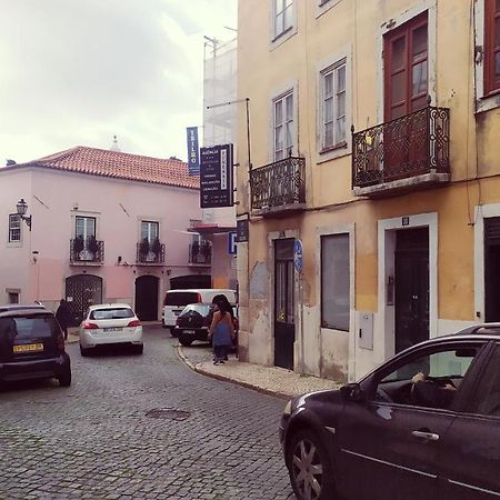 Duplex Alfama Lägenhet Lisboa Exteriör bild