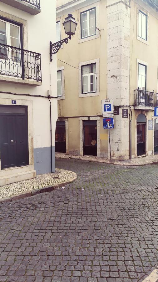 Duplex Alfama Lägenhet Lisboa Exteriör bild